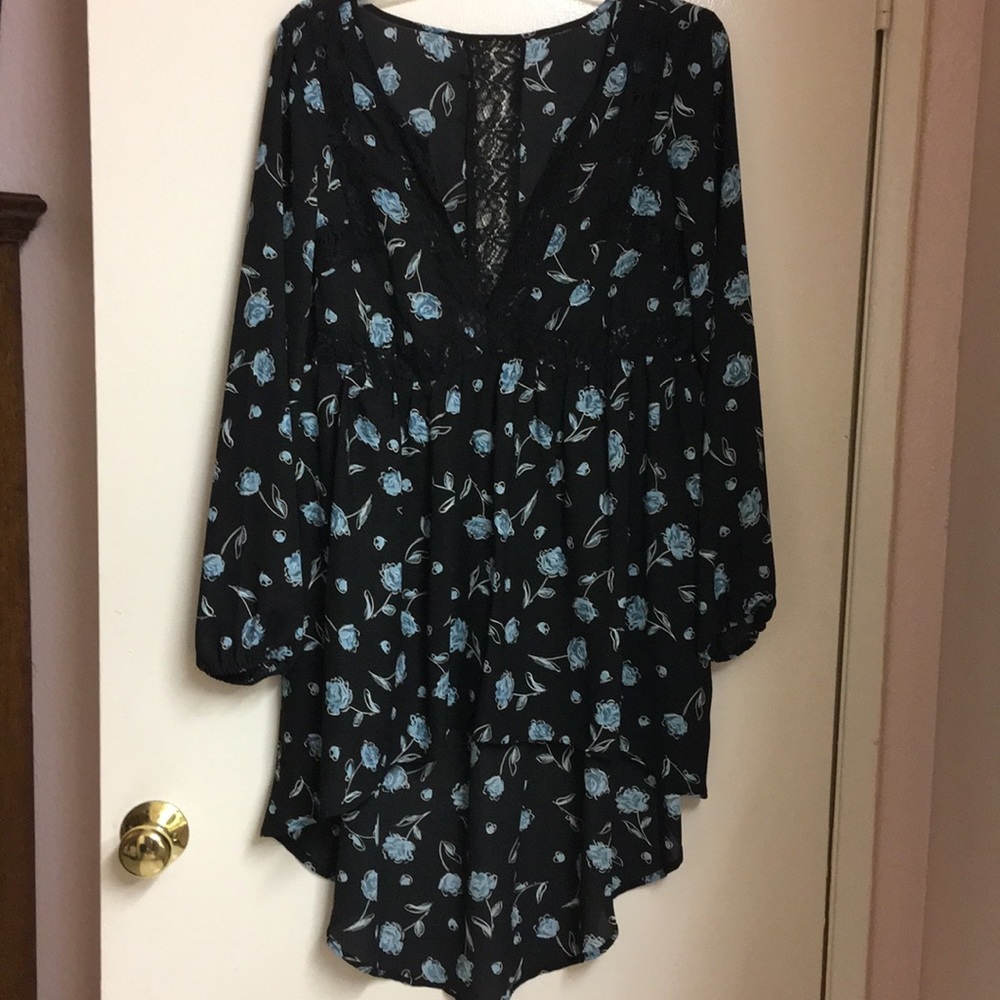 Torrid long sleeve top